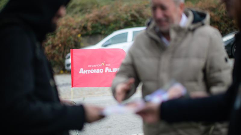 Contacto com trabalhadores da AAPICO